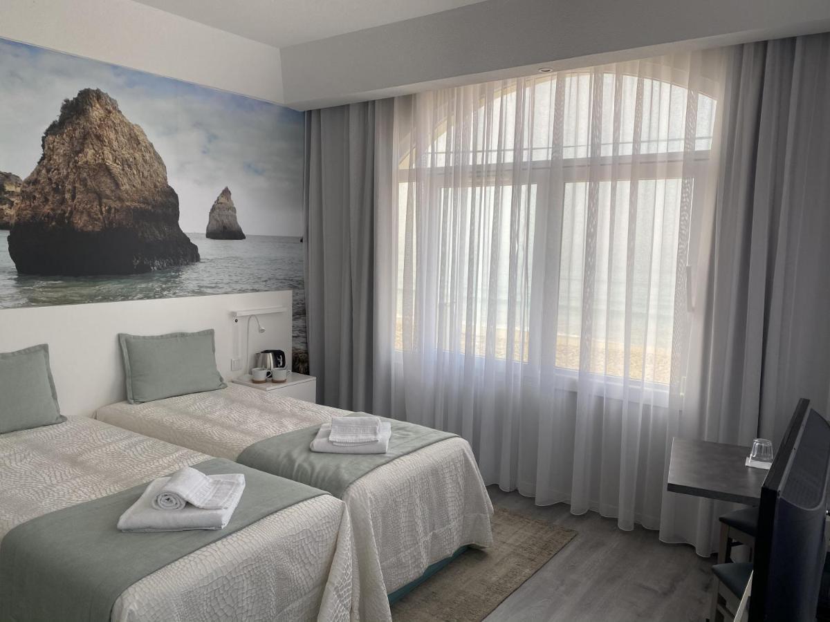 Golden Beach Guest House & Rooftop Bar Faro Exterior foto