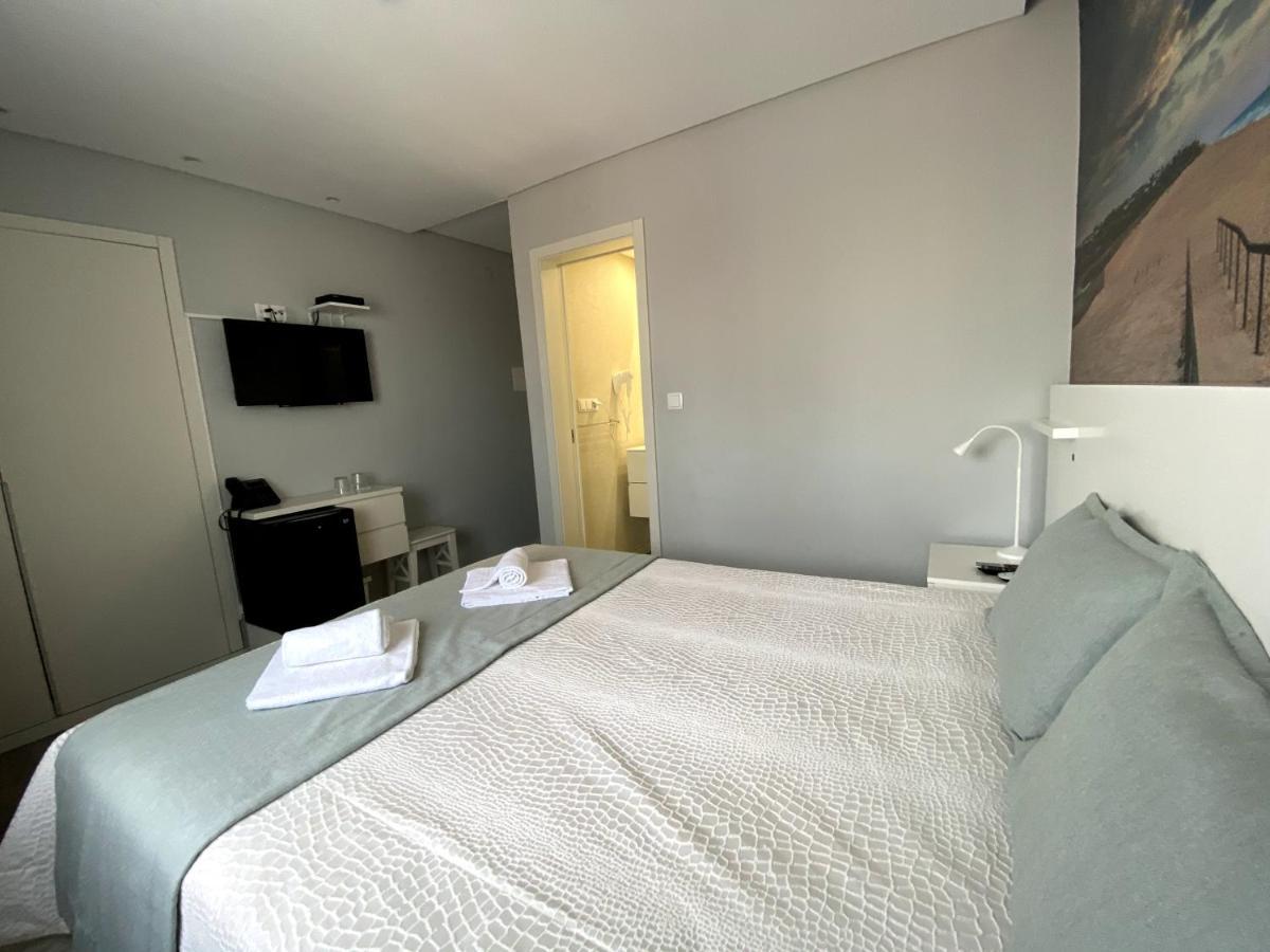 Golden Beach Guest House & Rooftop Bar Faro Exterior foto