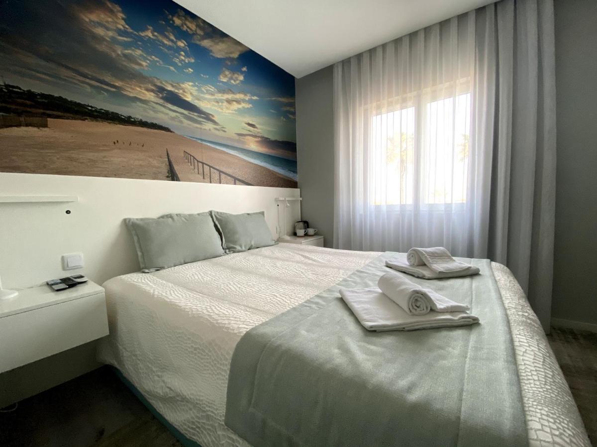 Golden Beach Guest House & Rooftop Bar Faro Exterior foto