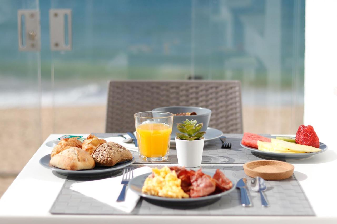 Golden Beach Guest House & Rooftop Bar Faro Exterior foto